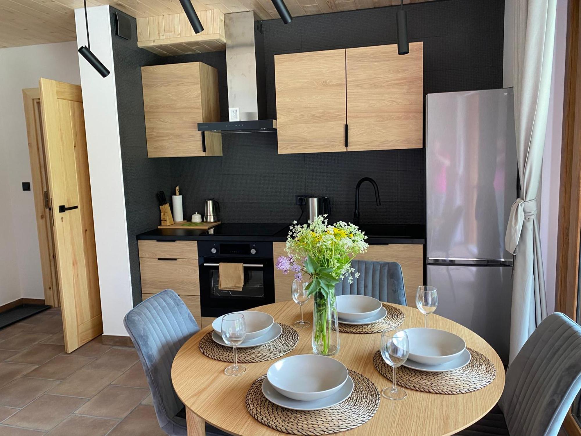 Lovelas - Apartamenty Smerek Zewnętrze zdjęcie
